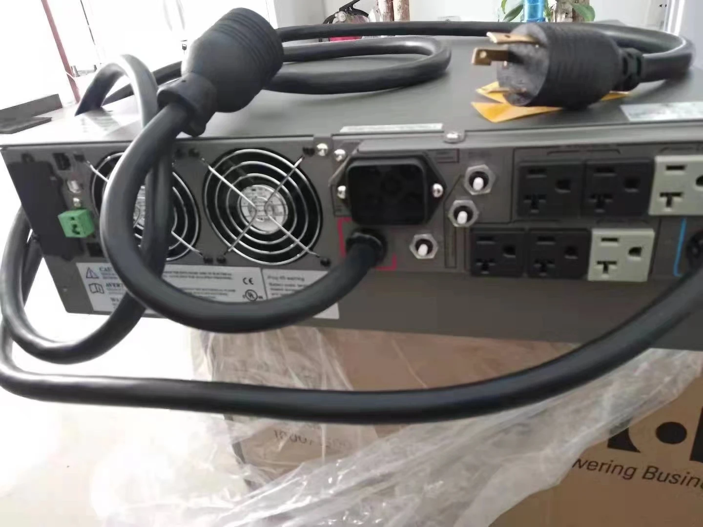 EX 3000 RT 3U Eaton UPS 3000VA 2700W 110V 140V 200V to 284V Rack/tower 3U Uninterruptible Power Supply