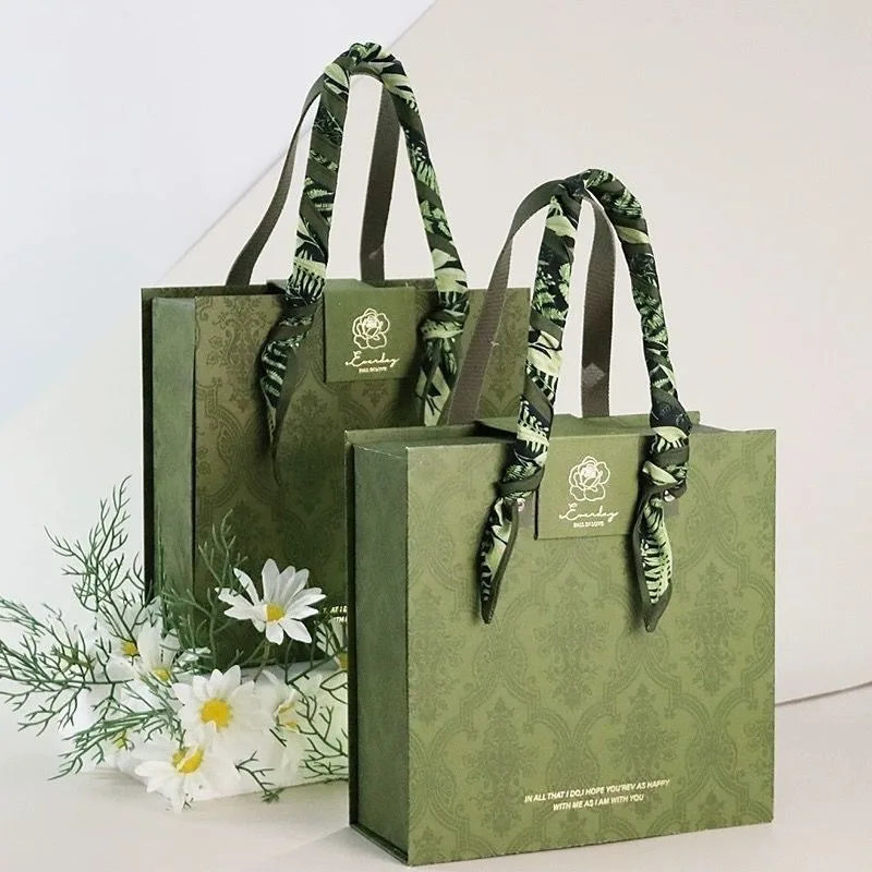 Hot luxury magnetic corporate rigid cardboard chocolate boxes wedding perfume bag shape gift box with handles