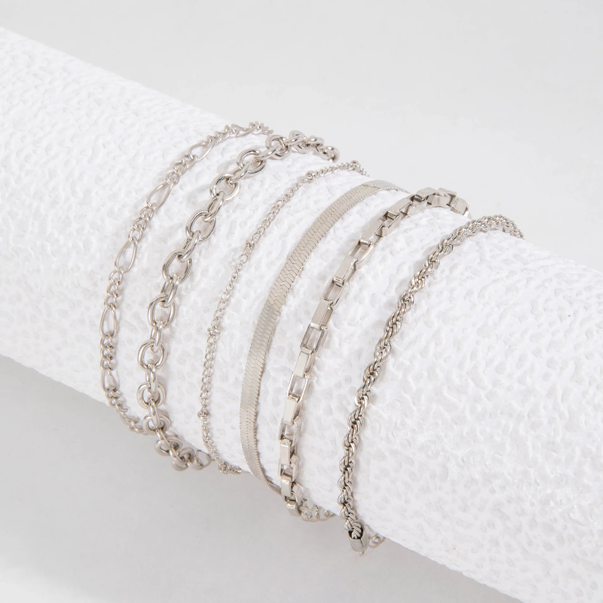 New Model Multi Layers Simple Style Chunky Chain Snake Chain Twist Chain Bracelet Set For Women Gift