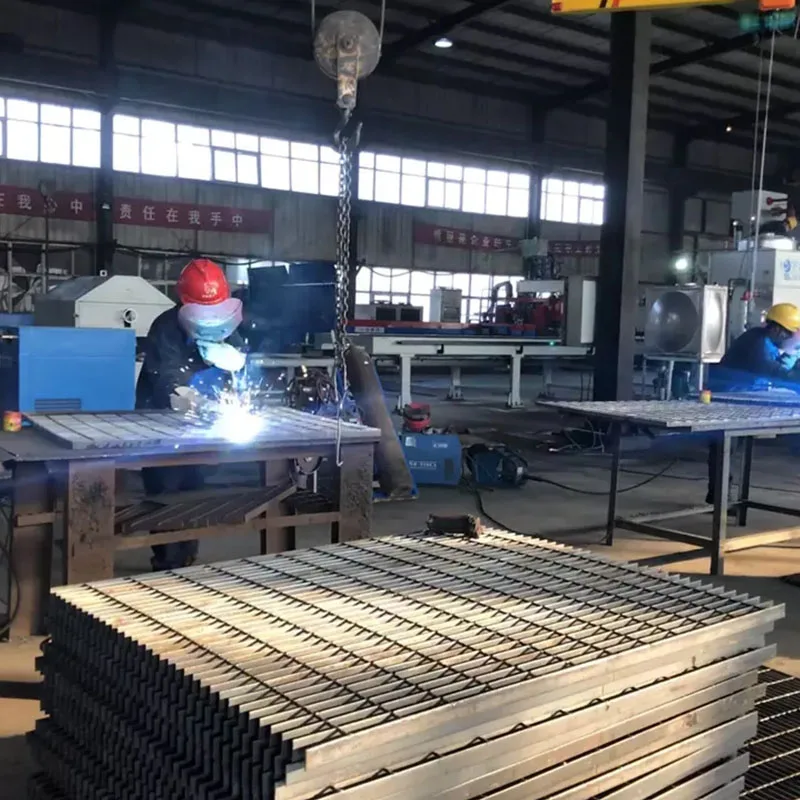 Specializing In The Production Of Steel Floor Drain Grille Swimming Pool Overflow Mesh Stair Tread Steel Grating