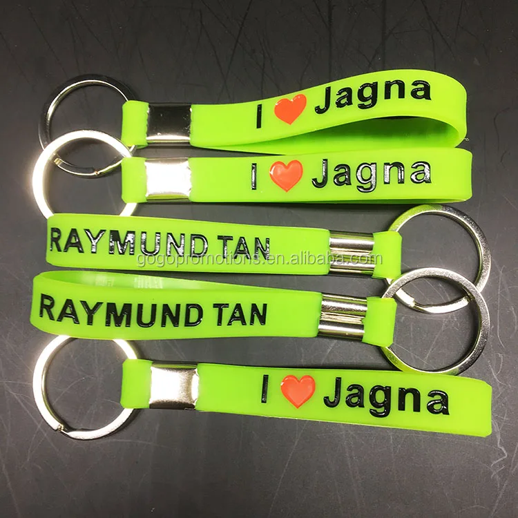 OEM Personalised custom debossed logo Promotion keychain Cheap Rubber wristband silicone bracelet keychain