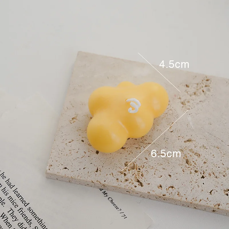 #10028S Manufacturer supply cloud aromatherapy candles ins room creative cross-border gifts cute handmade birthday candle