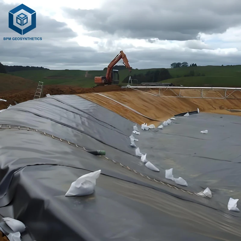 Оросительный канал HDPE вкладыш геомембранный пластиковый 1000 микронный для пруда химического проекта в Южной Африке