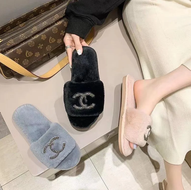 2022 Autumn Winter New Fashion Custom Plus Velvet Home Slippers Bright Diamond Flat Bottom Warm Cotton Thermal Fur Slippers