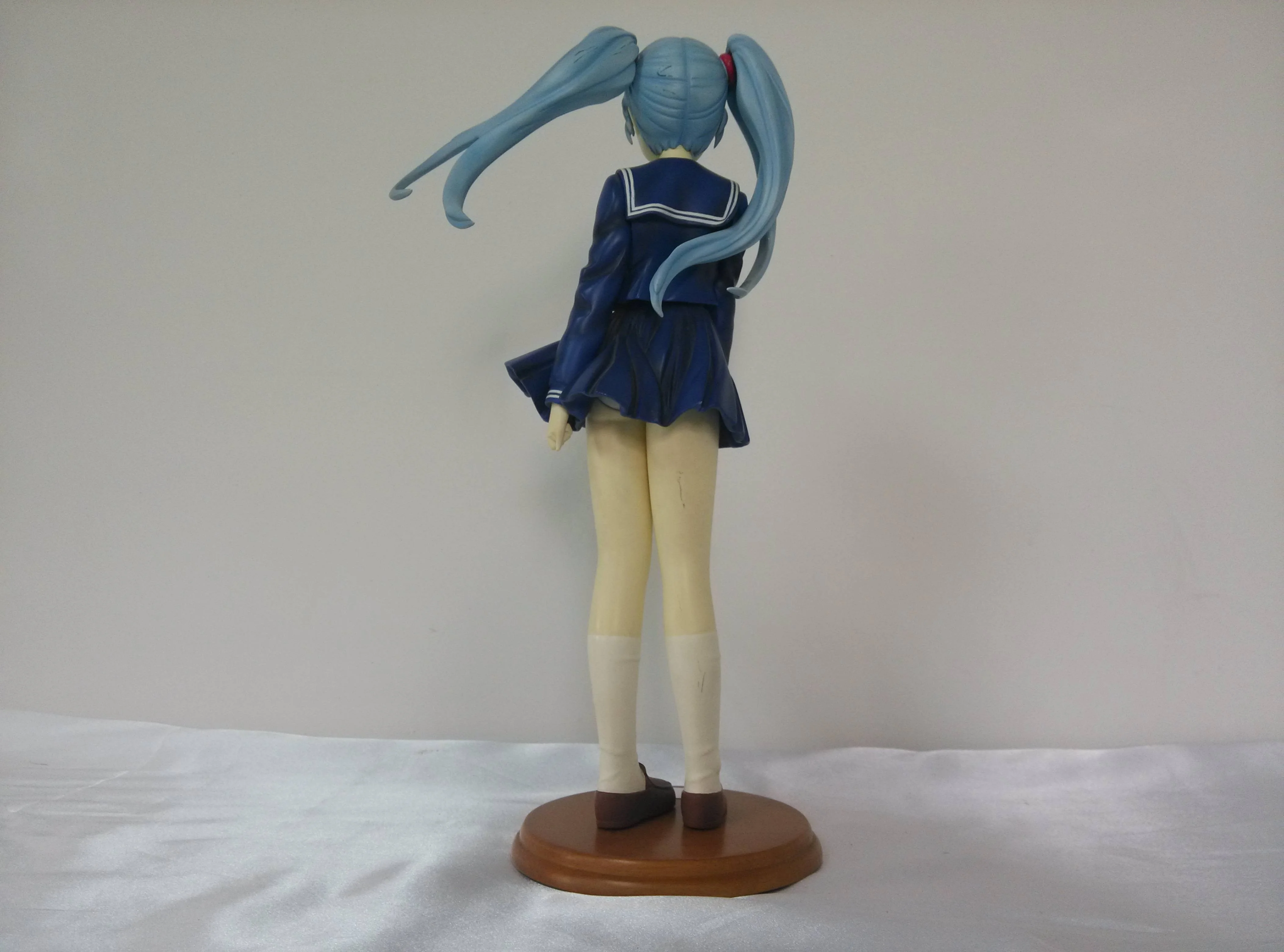 Customized Japanese Anime Character PVC Resin Model for Outdoor Usage