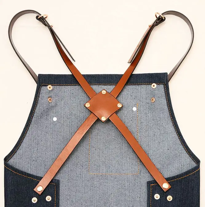 wholesale Custom denim working apron leather strap jean apron with pockets for flower shop and coffee shop