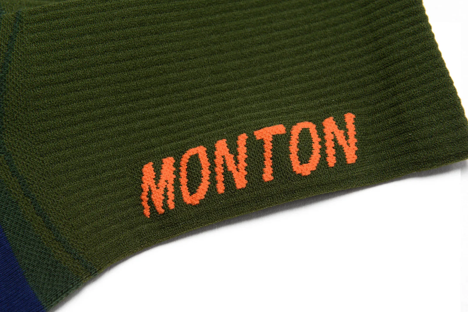 Designer running hiking women crew cotton blend socks cycling athletic grip socks custom logo