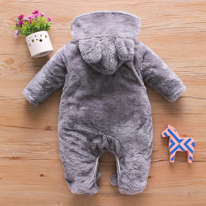 High quality 2022 wholesale OEM low price Organic Cotton Design Branded New Born Baby Clothes Rompers 0-12 months kids clothes