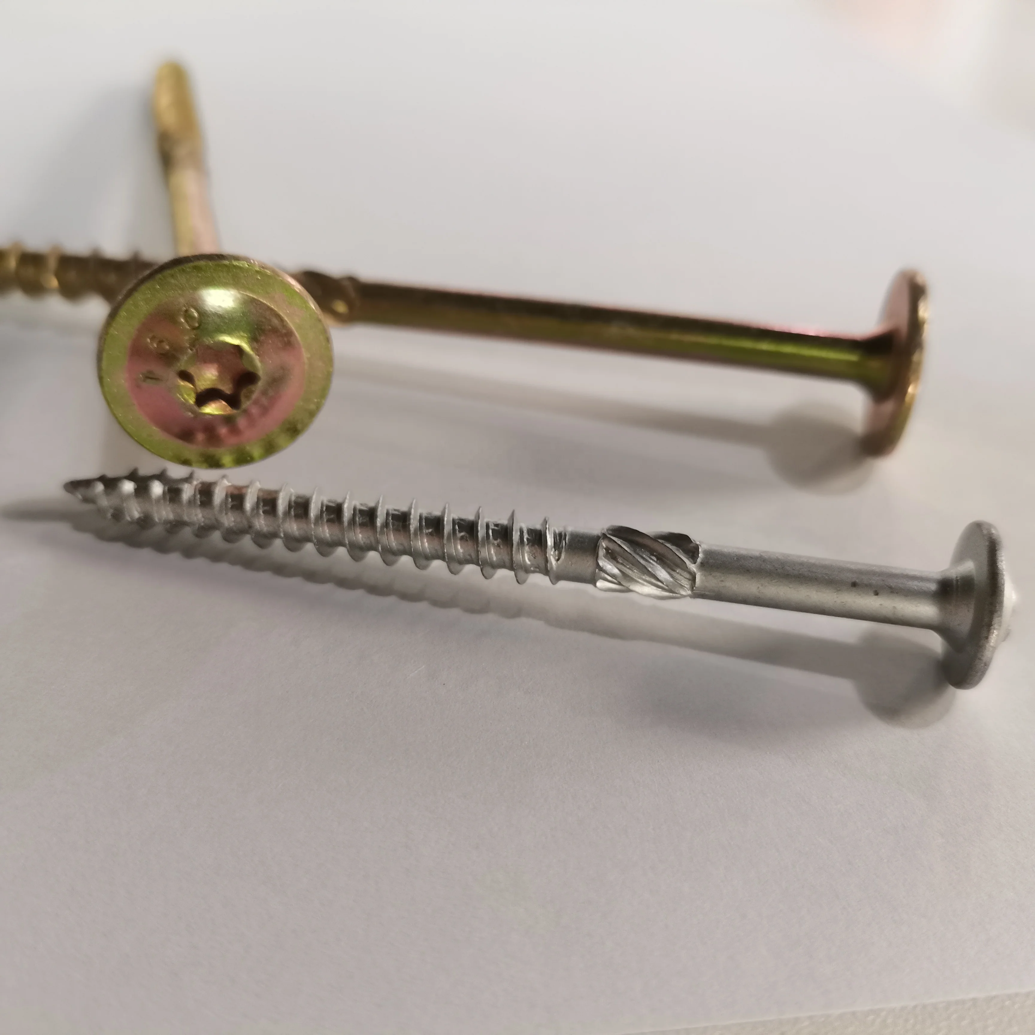 304 stainless steel torx screw bolt for wooden construction round washer head decking timber wood screws