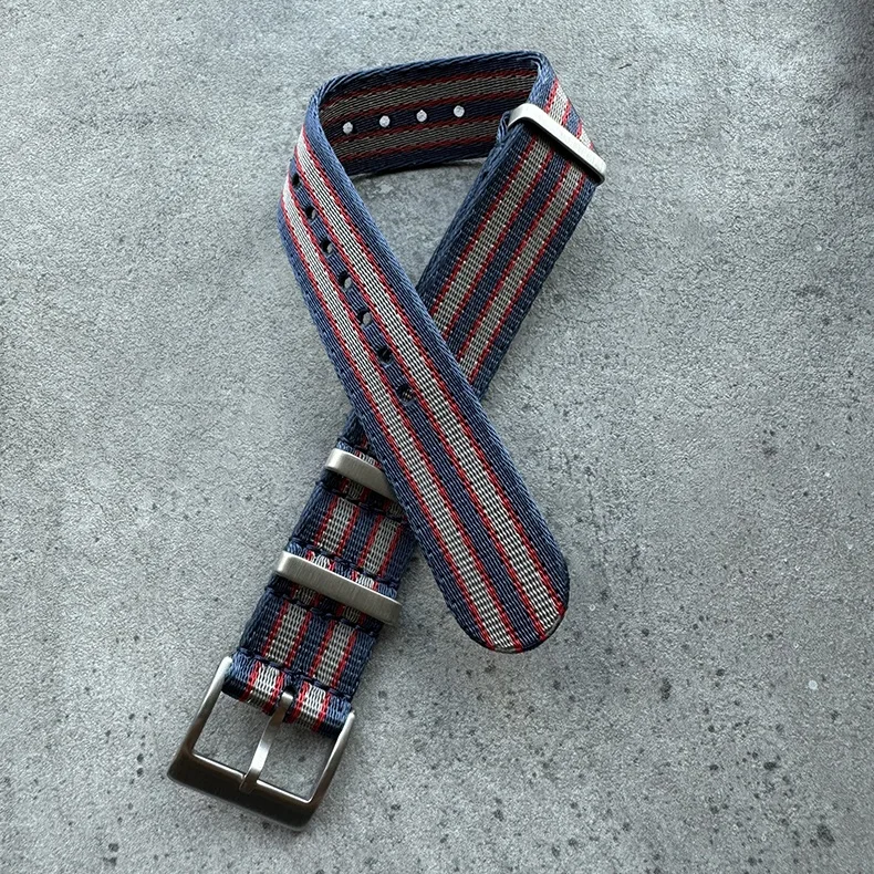 Custom Fabric watch strap 20mm 22mm Twill seatbelt nylon Bracelet Heavy duty Ballistic One Piece Watch Strap