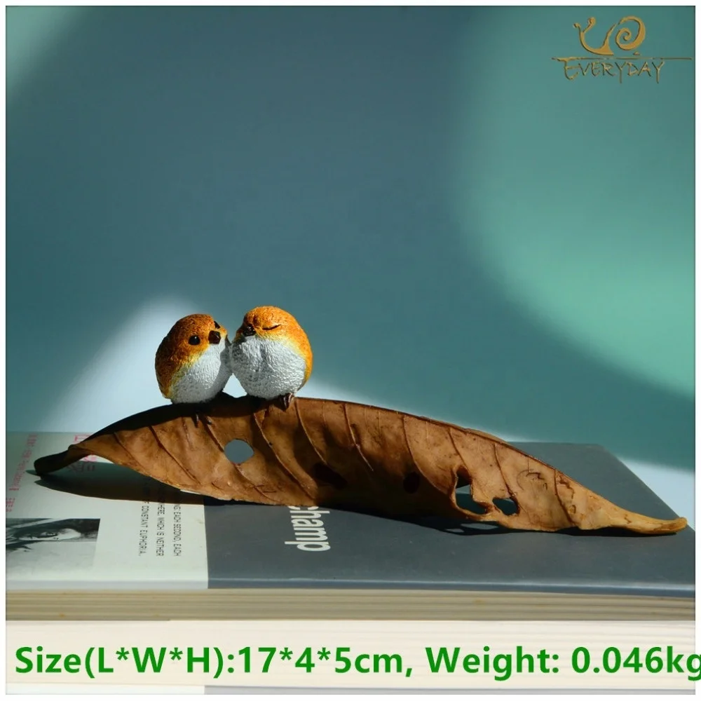 Z09852A Most Popular Products Artificial Animal Statue Crafts Resin Bird On Leaf Figurines