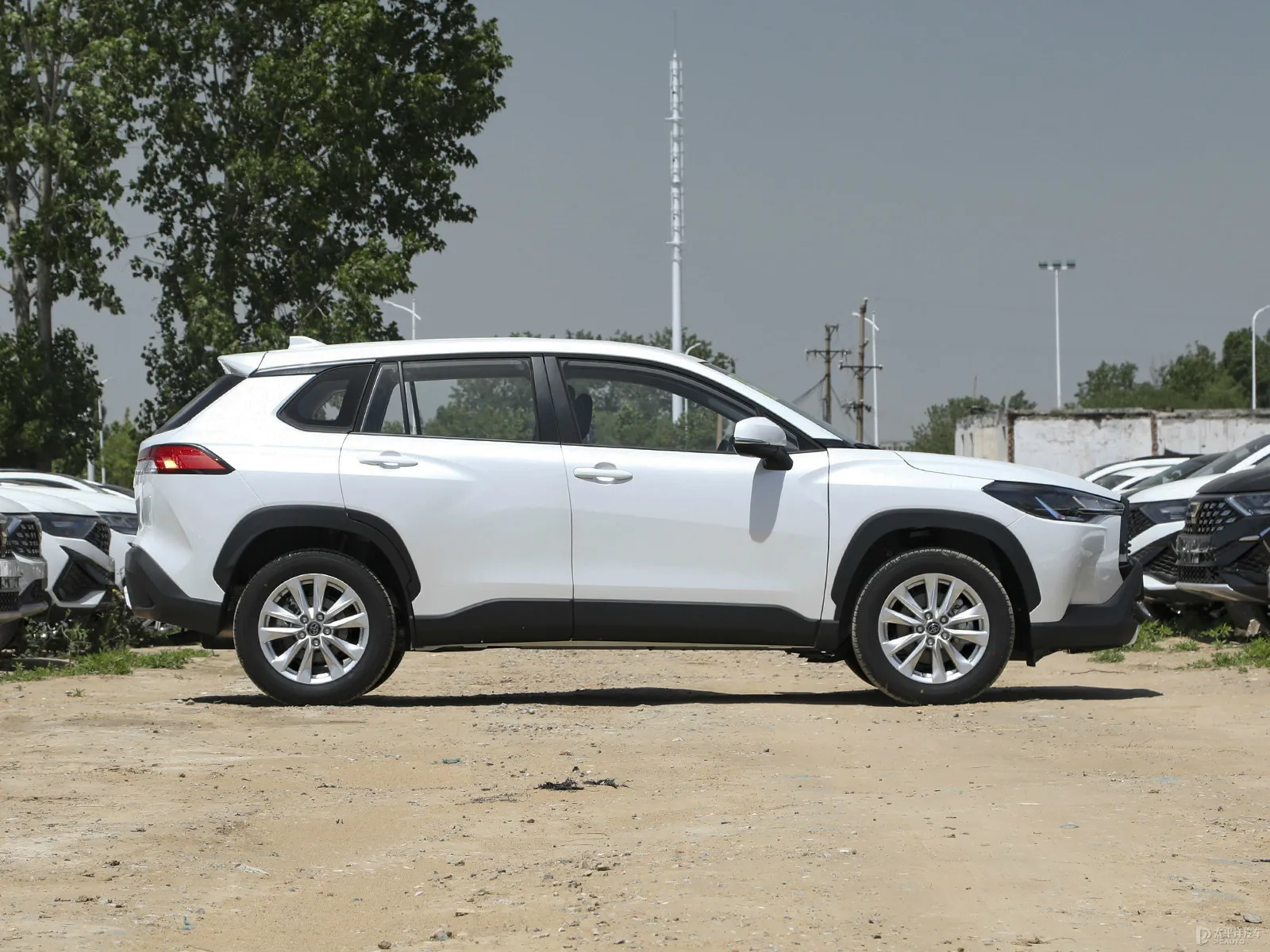 Used-car  C-orolla Sharp 2023 2.0L Pioneer Edition