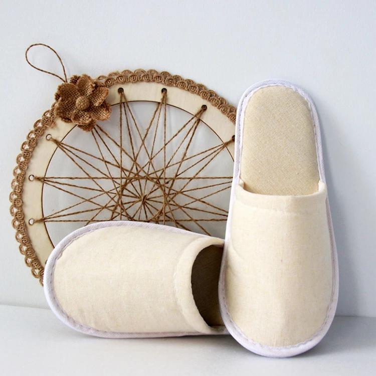 Wholesale High Quality Hotel Canvas Linen Slippers Yellow Disposable Hotel Slippers