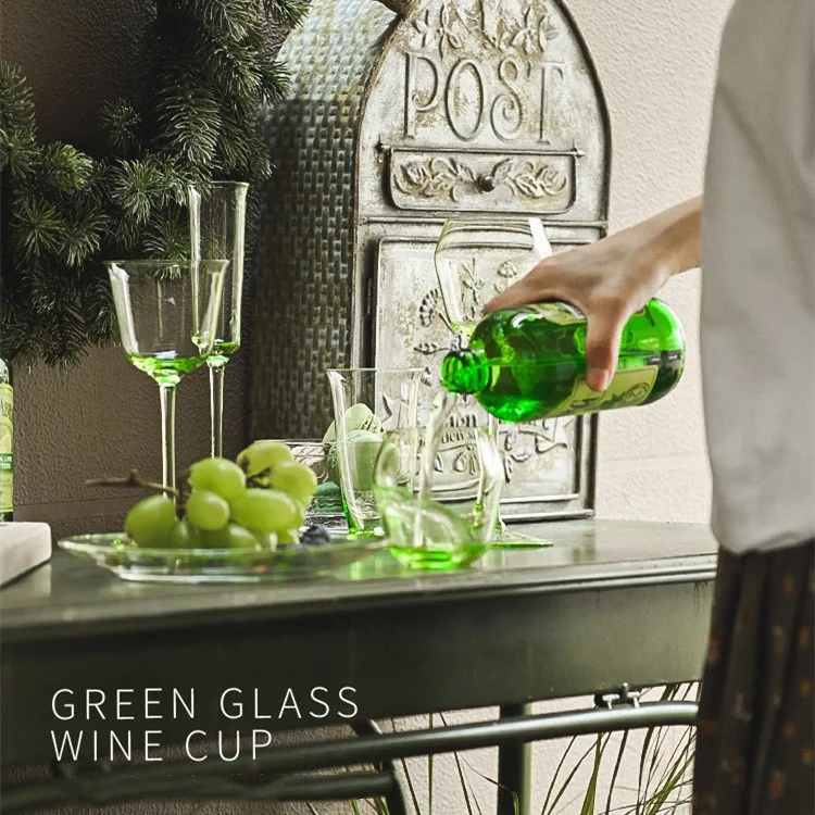 Fancy Luxury Hand Blown Long Stem Wine Glass Cup Wedding Green Colored Wine Glasses