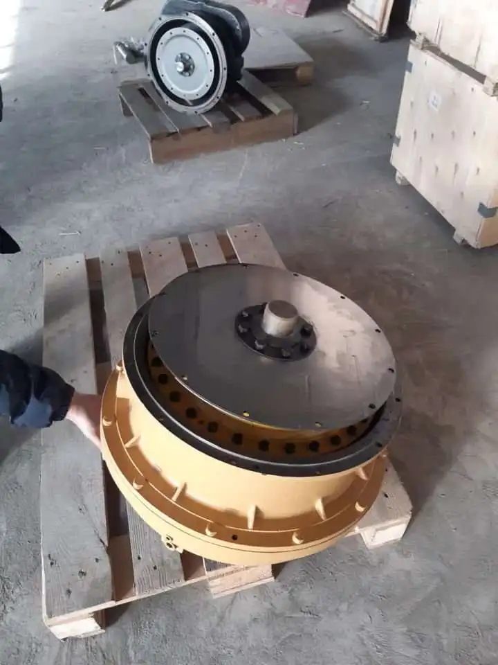 SEM Wheel Loader Construction Machinery Parts YJ280 W028000000B Torque Converter Fast Delivery