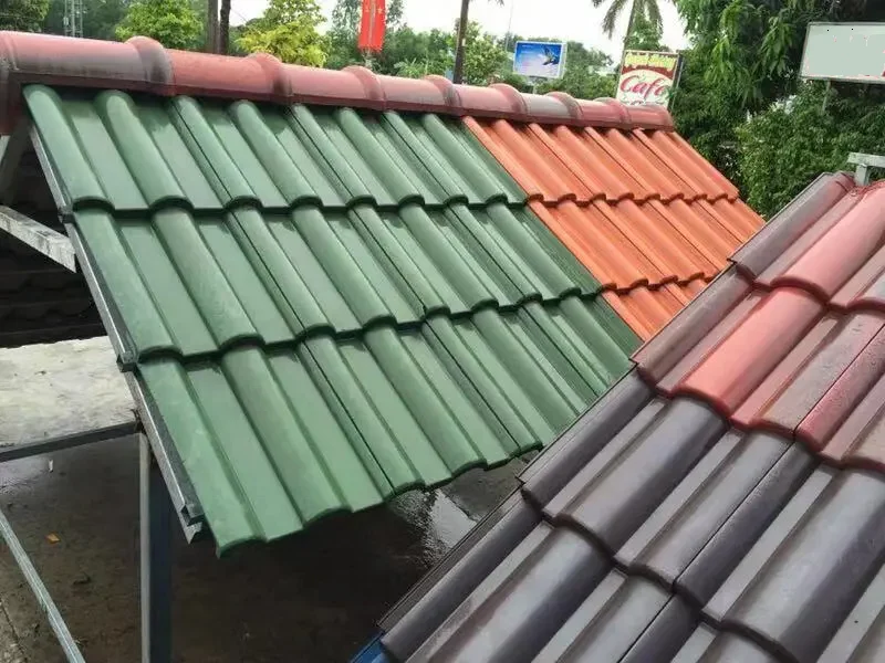 Roofing tile making machine and roof tile making machine concrete