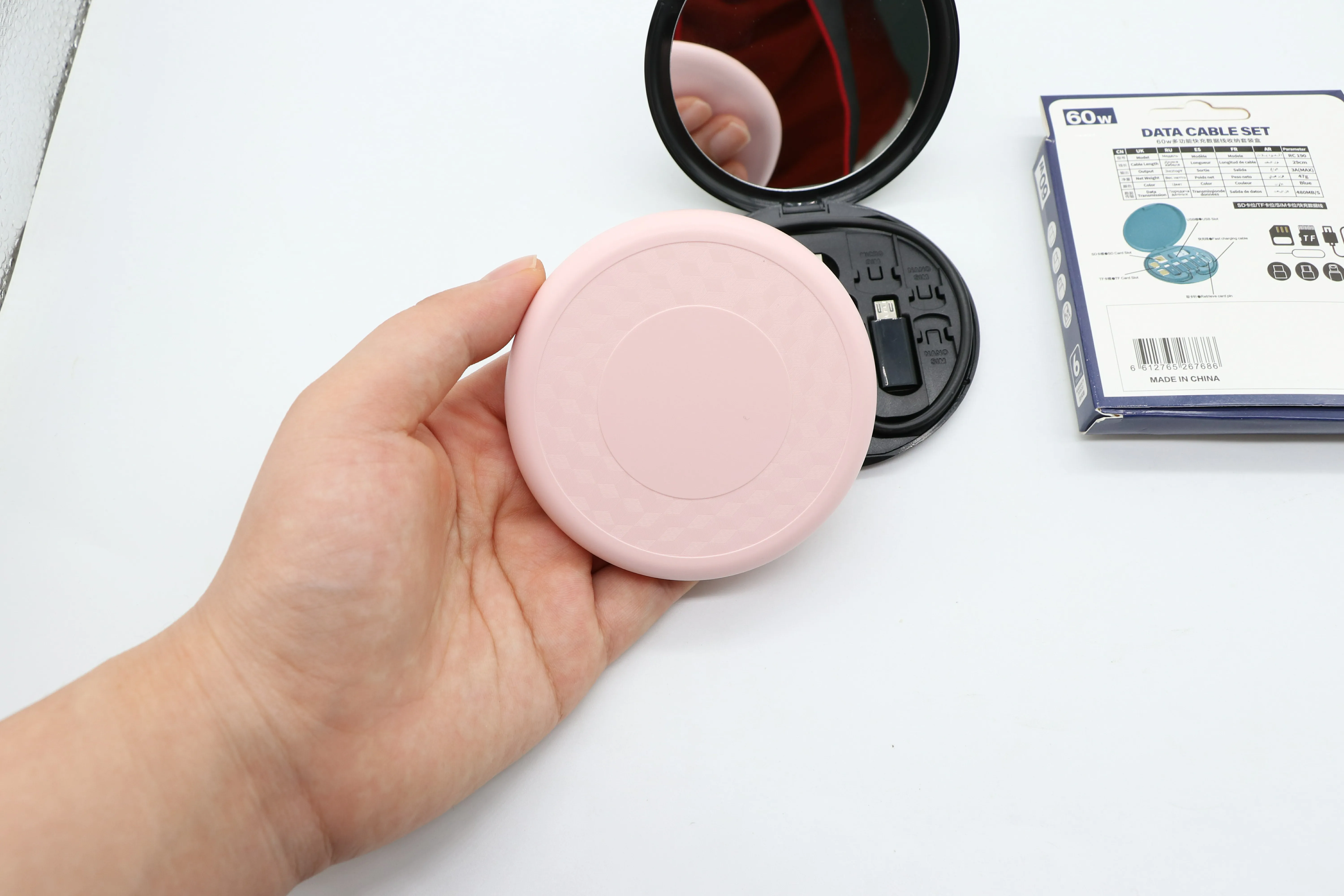 2024 Factory Multipurpose Charging Cable Kit With Mirror Functional Phone Holder Trending Phone Accessories For Business Travel