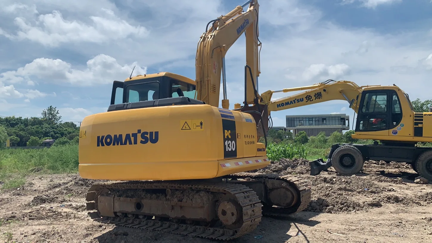 CE проверенный мини-экскаватор komatsu PC130 б/у тракторный экскаватор в
