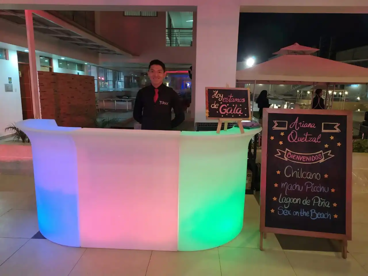 New product Outdoor Party Led Glow Touch Table Round Bar Counter with Rechargeable Battery