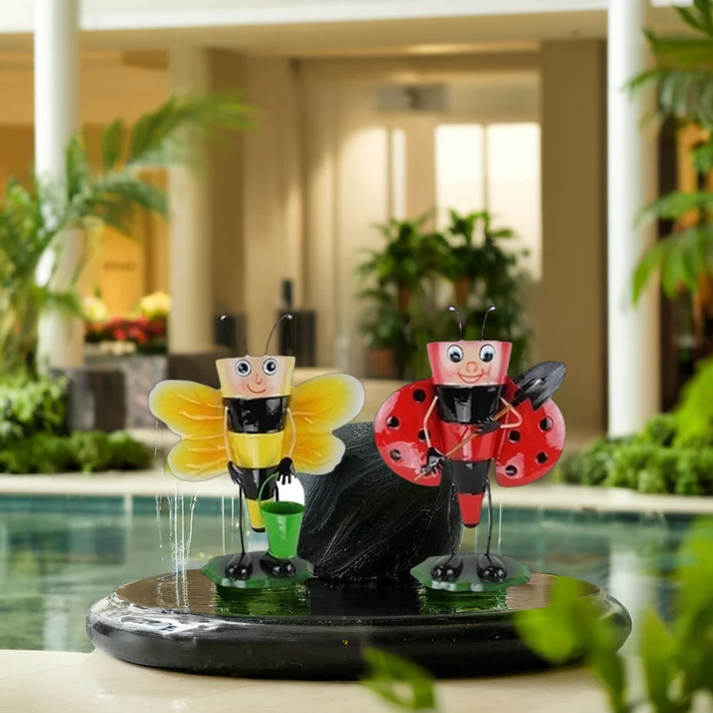 Wholesale Promotional Custom Cartoon Bee Ladybug Metal Flower Pot for Hanging Floor or Shopping Mall Use for Growing Flowers