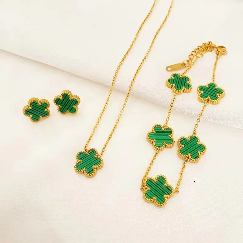 Stainless steel five-leaf flower jewelry set lucky clover necklace earrings and bracelet set for women