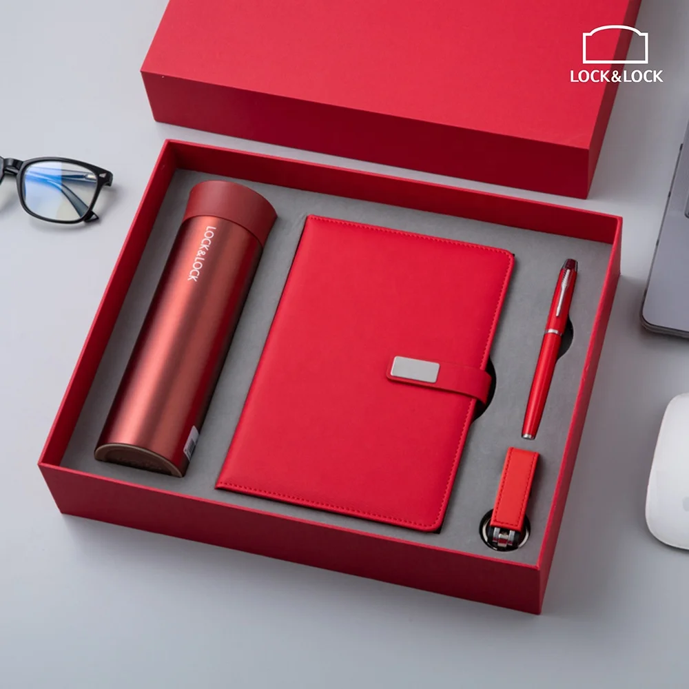 Costom New Design Notebook Business Office Gift Set A5 Plain Notebook  USB Set Gift Pu Leather Hard Cover Note book With Bottle