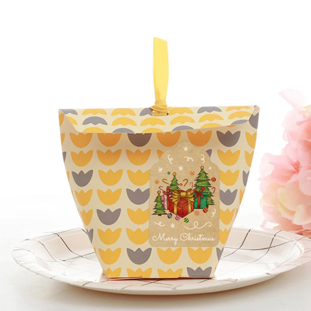 Wholesale For Festival Decoration Sticker 8 Design 300Pcs Stickers Kraft Paper Merry Christmas Santa Label