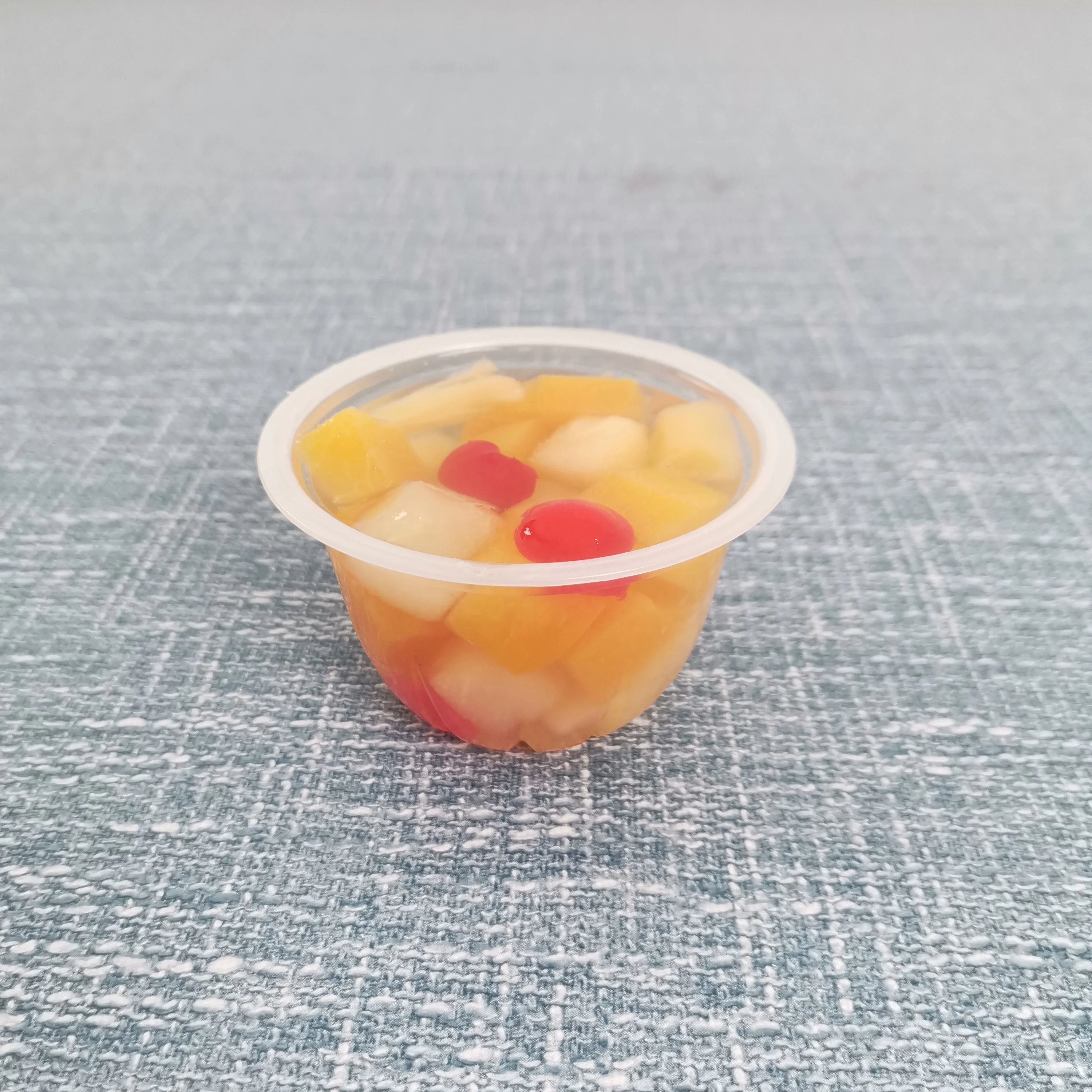 Прямые поставки с фабрики 4 унции/113 г консервы Furit Коктейльные Консервы Смешанные Фрукты в светло-сиропе