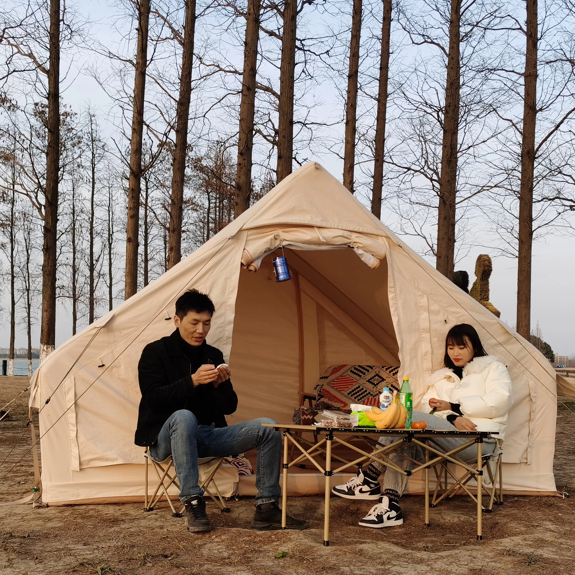 Outdoor Waterproof Family Inflatable Air Pole Tent Outdoor Camping Inflatable Yurt House Tent