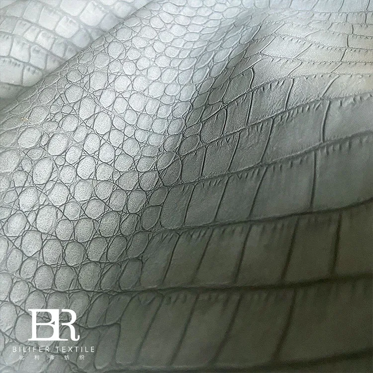 Custom matte crocodile embossed PU synthetic leather clothing leather fabric for jacket for bag