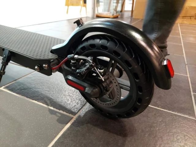 EU US UK Warehouse E Scooter 8.5inch EN17128 Foldable Adult Two Wheel Mobility Electric Scooter For Sale