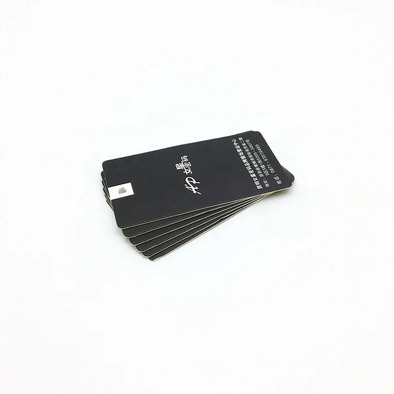 
Professional Thin and long black cardboard Fashion Private Label hang tags 