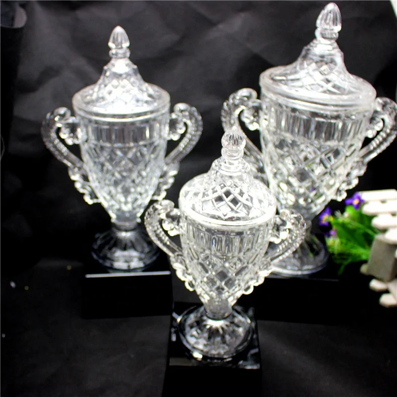 Exquisite crystal trophy design customization/New design Big Crystal Craft champion cup award Trophy/big crystal glass award