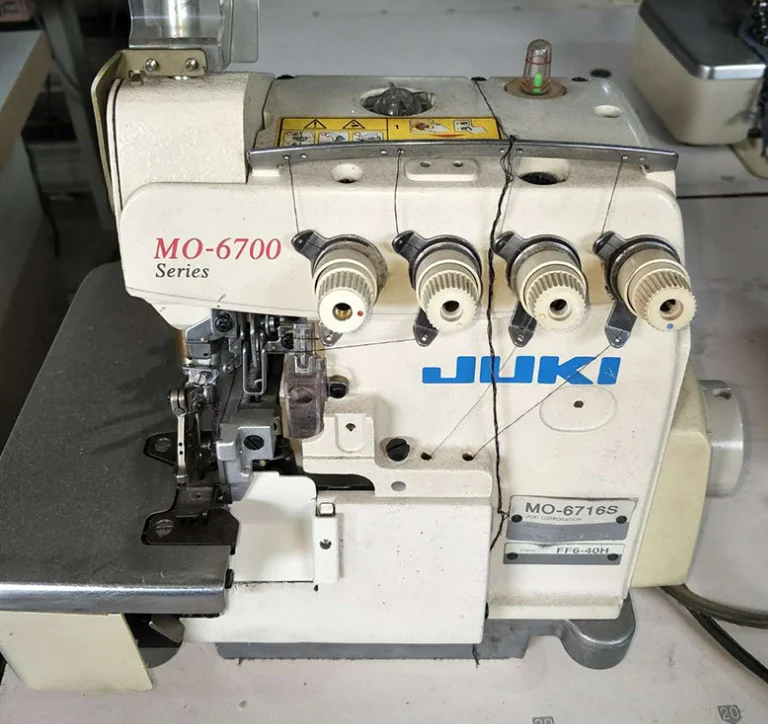 JUKI-MO-6716S 5 threads high speed industrial used overlock sewing machine