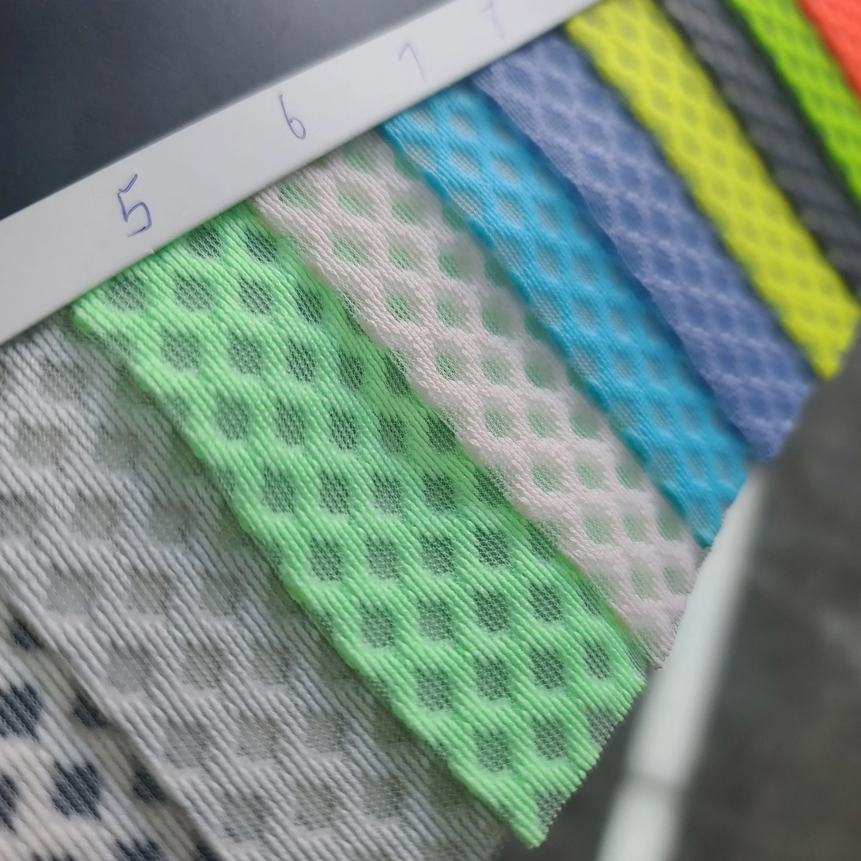 High Quality Elastic Sandwich Warp Knitted Breathable Air Mesh Fabric Material Polyester 3d Sandwich Mesh Fabric For Shoes