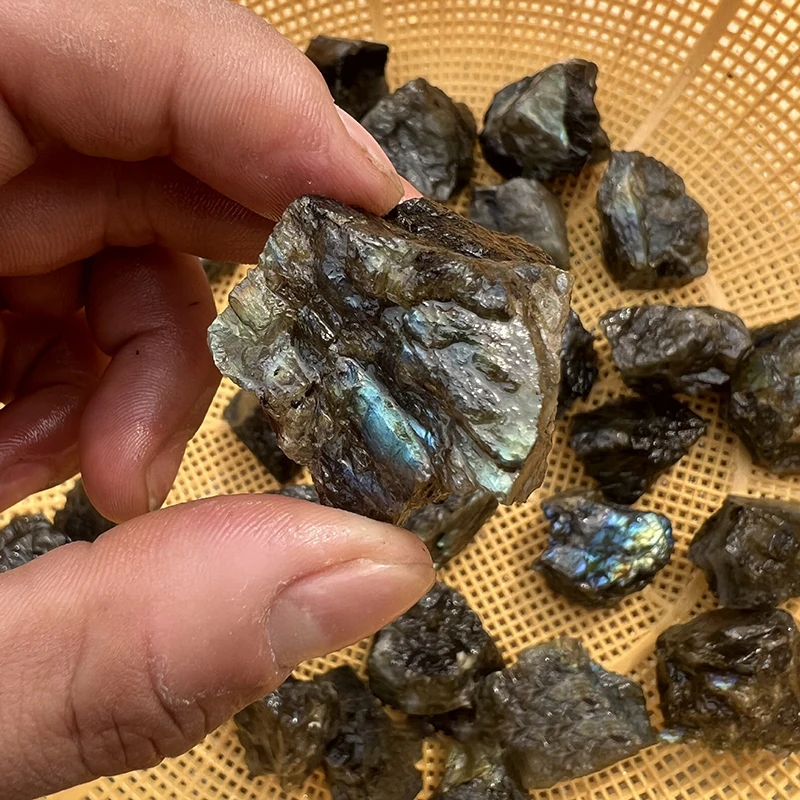 High quality labradorite raw stone with purple and blue color healing stone rough stone