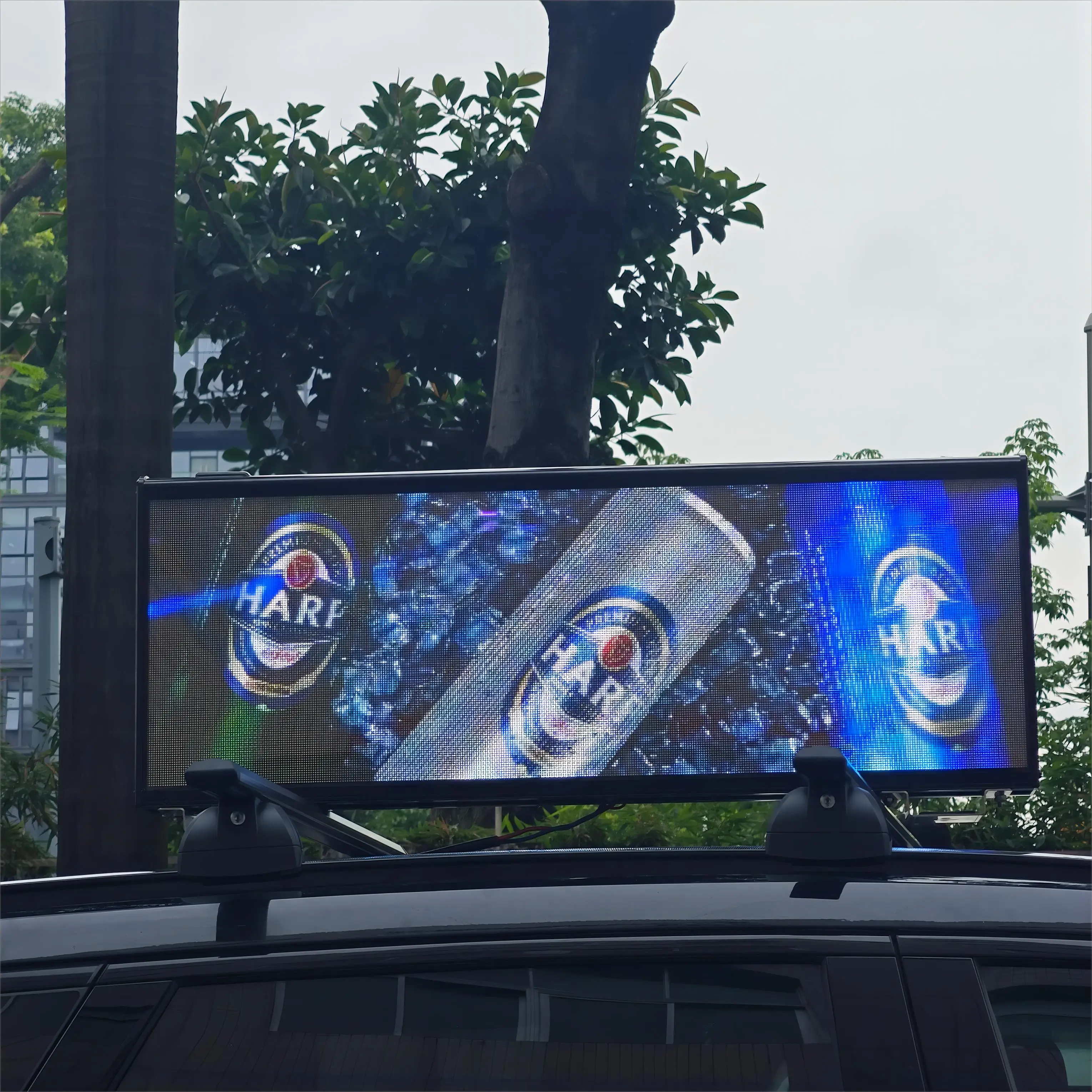 Car top led display taxi sign roof top led display taxi top advertising P2.96mm 960x320mm double-sided advertising GPS wireless