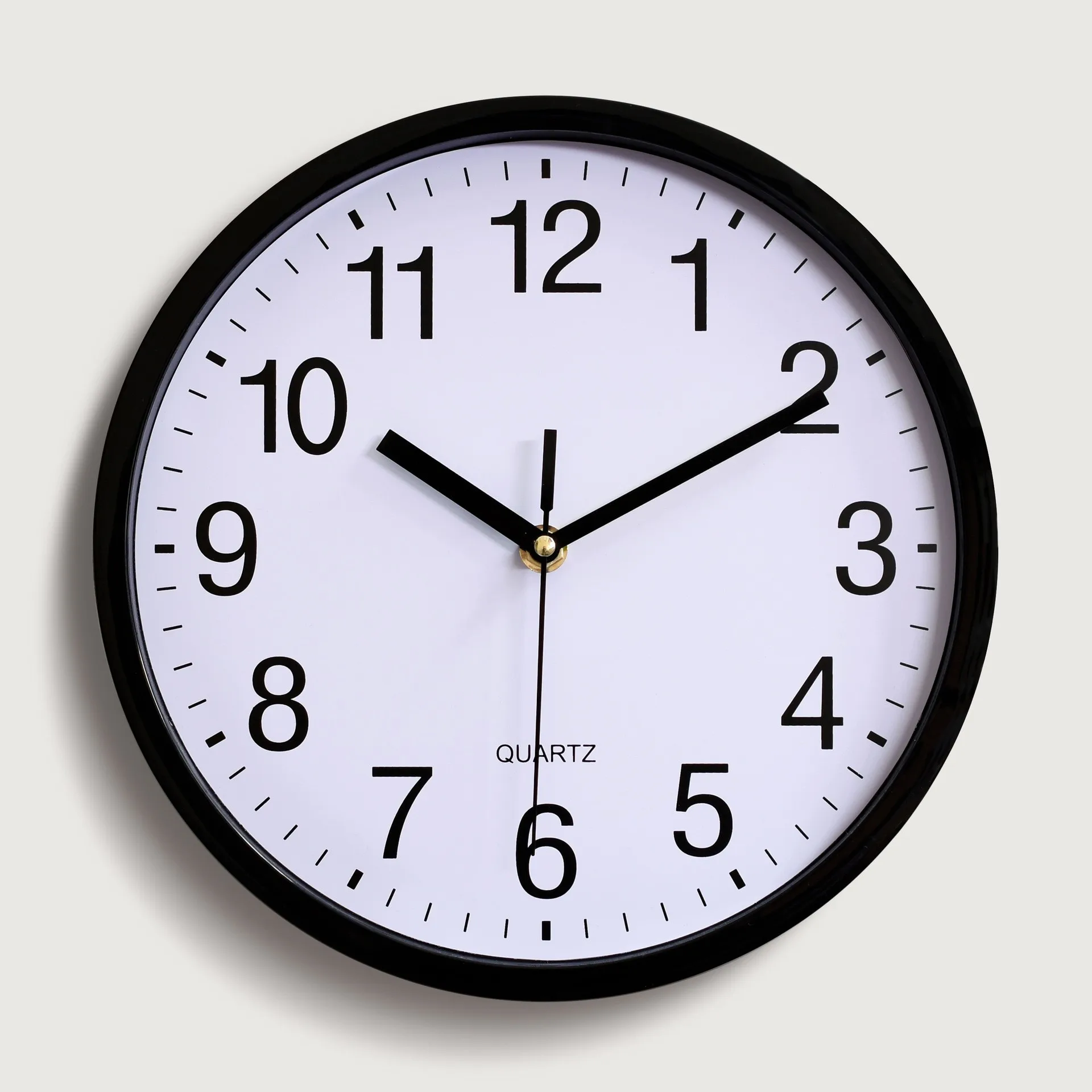 10 Inch Antique Design 25cm Plastic Quartz Wall Clock for Bedroom & Living Room Digital with Simple Logo Printing