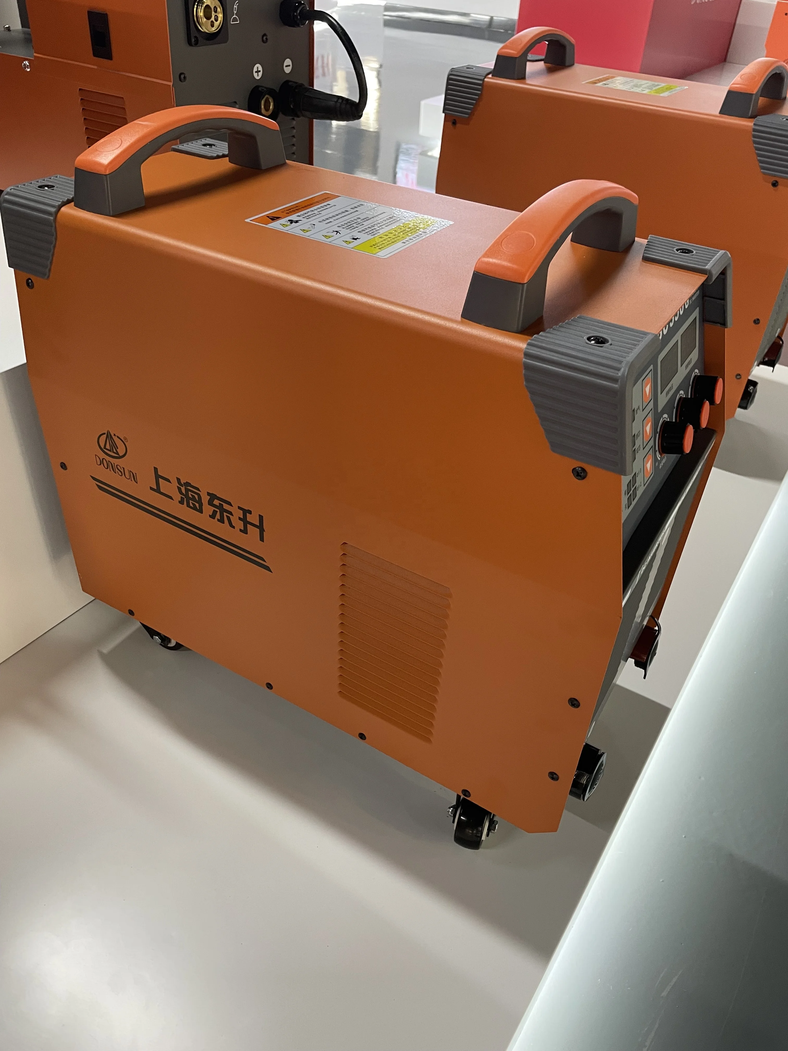 Многофункциональный сварочный аппарат MIG 350G, новая модель