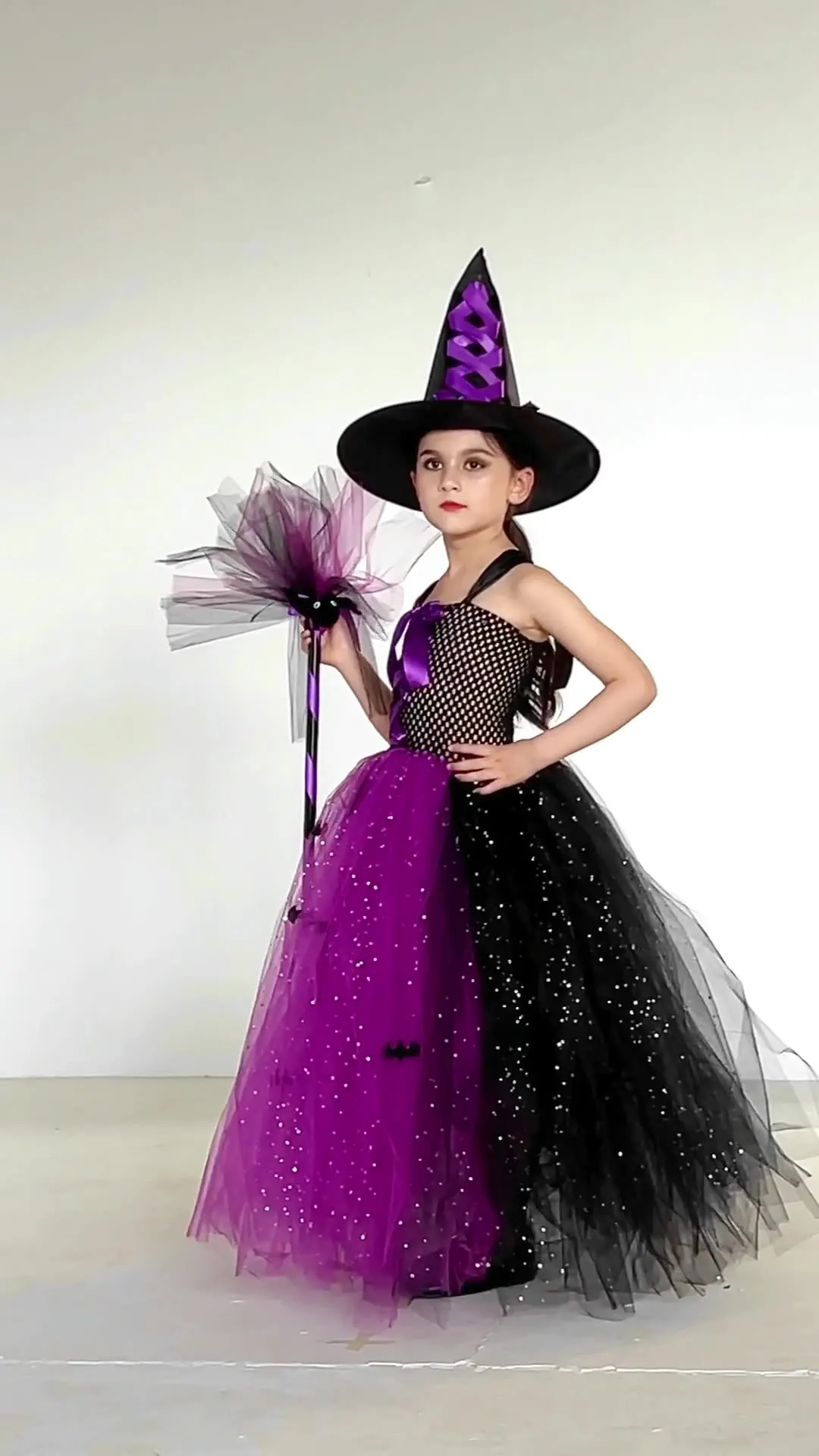 Various Kinds Of Halloween Movie Costumes Unisex Solid Color Velvet Witch children Hooded Cloak Cape Witch Cosplay