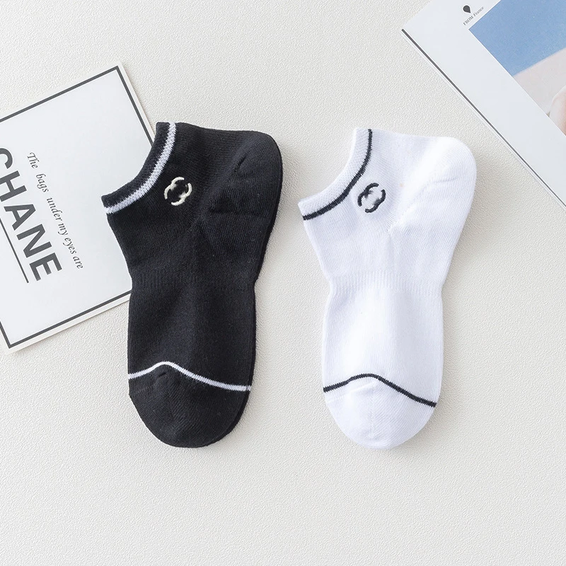 
CHANE* same design short socks embroidery CC letter ankle socks hip hop skateboard socks wholesale S1031 