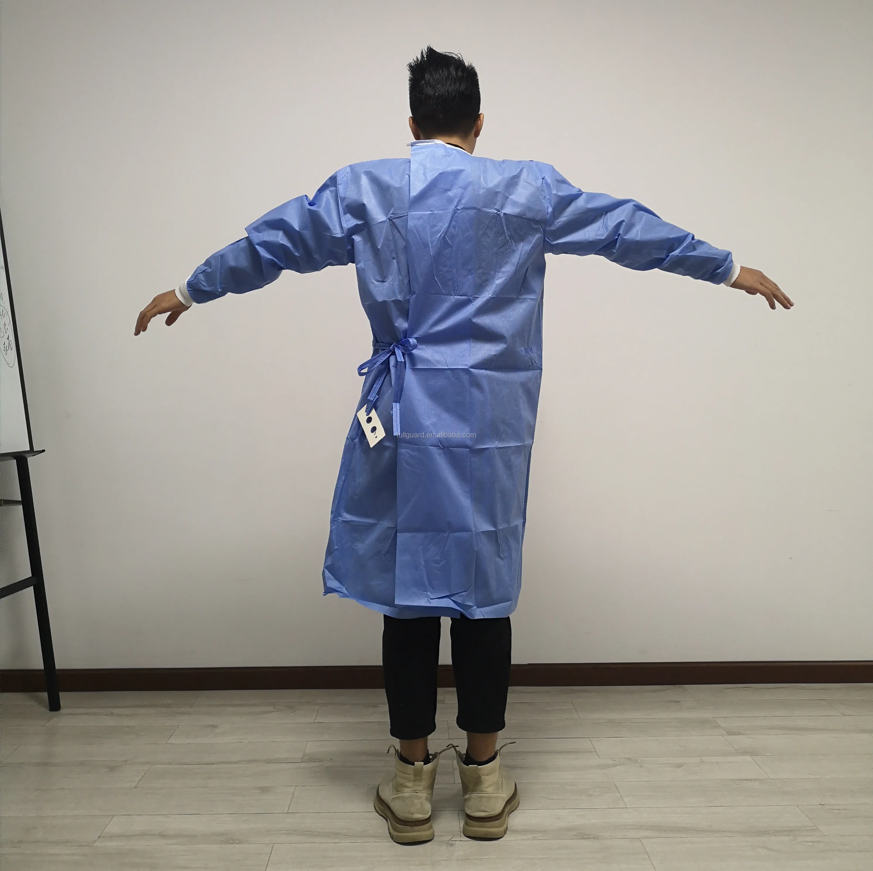 Normal Stitch Cheap SMS PP Isolation Gown made of SMS Non-woven fabric with ANSI AAMI PB70:2012 Standard