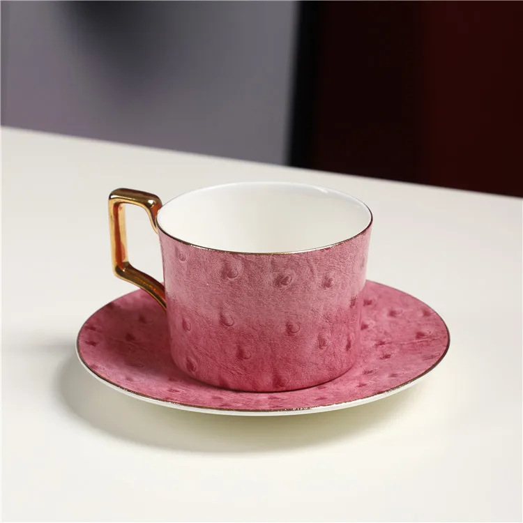 Low MOQ pink color gold rimmed cappuccino coffee cups / wedding cup saucer set