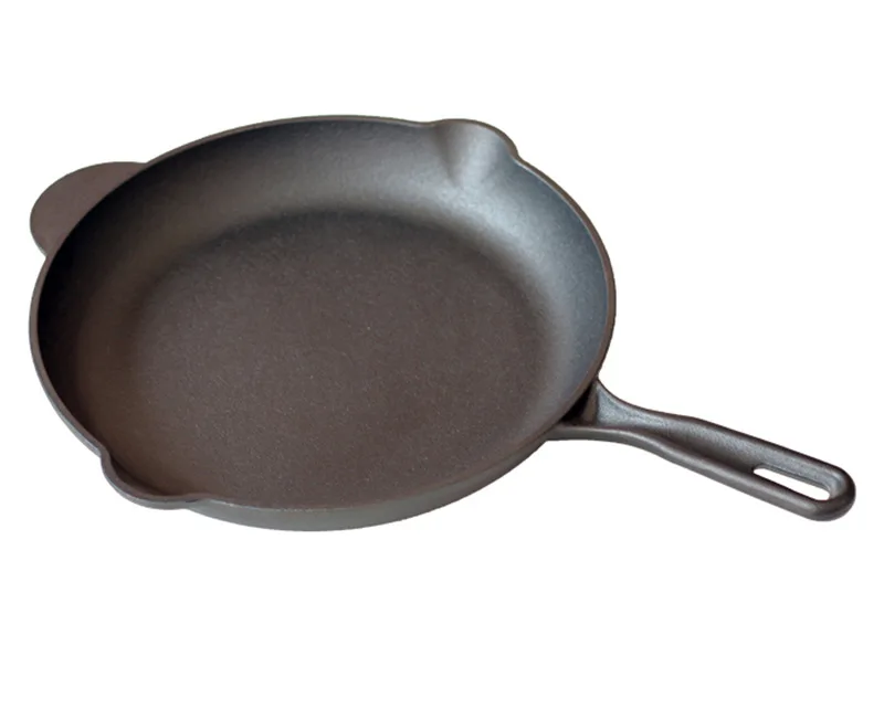 Pre-flavored vegetable oil coated black round cast iron skillet outdoor safe 26cm non-stick skillet