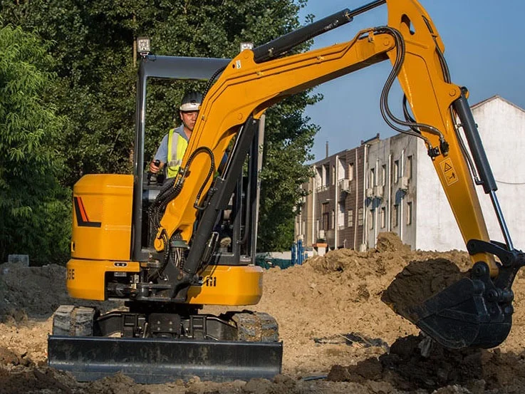 Заводская цена CLG9035E 3.5Ton мини-экскаватор с гидравлическим выключателем для продажи