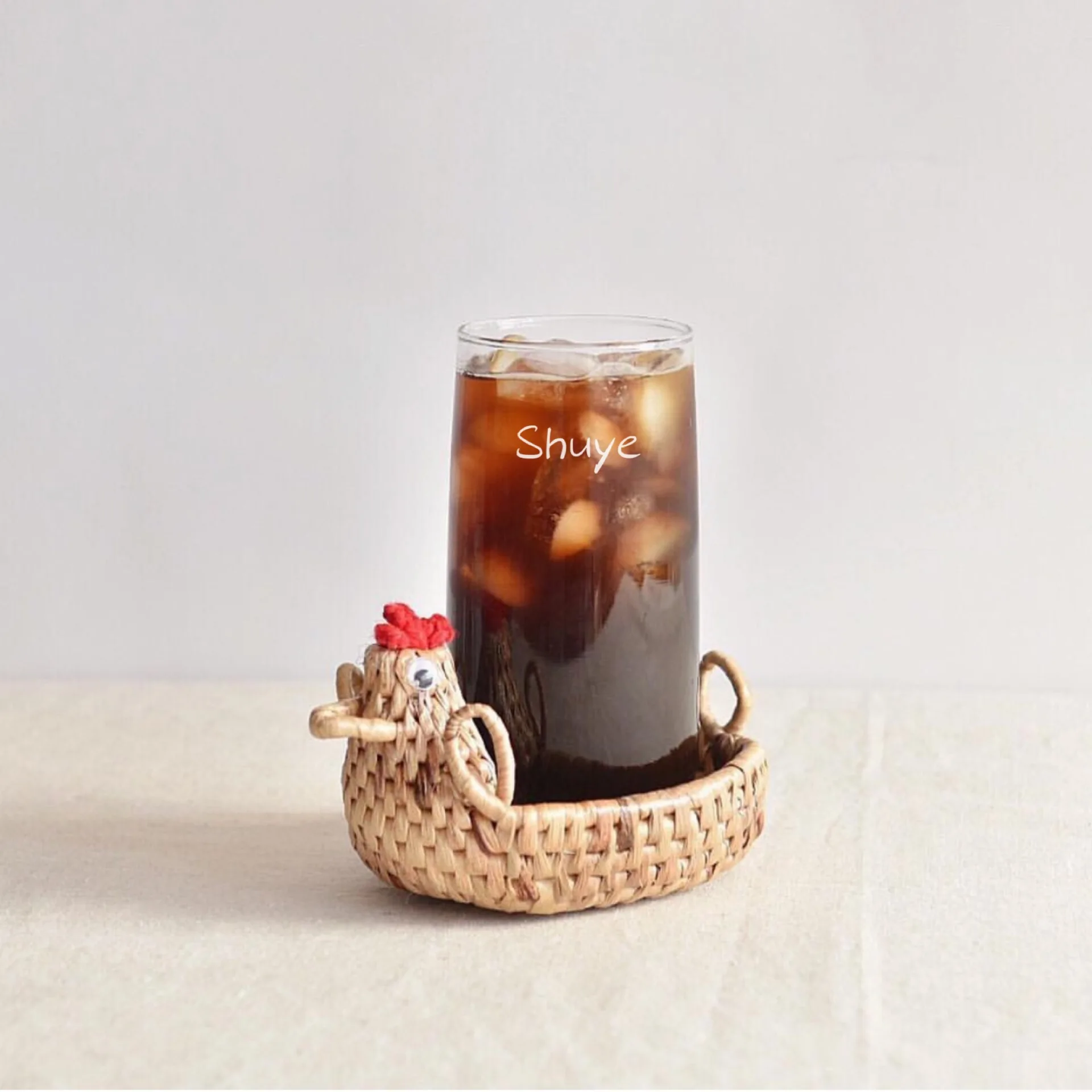 Natural straw woven egg basket handmade dessert snack basket creative chicken shape storage basket