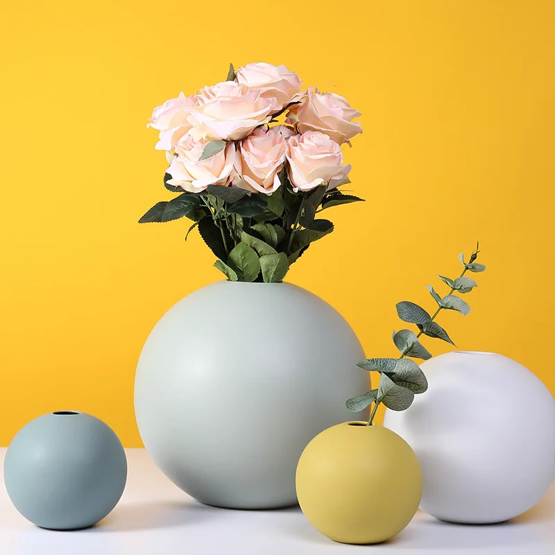 Wholesale Nordic ceramic circular vase creative Morandi colored spherical home decoration vase