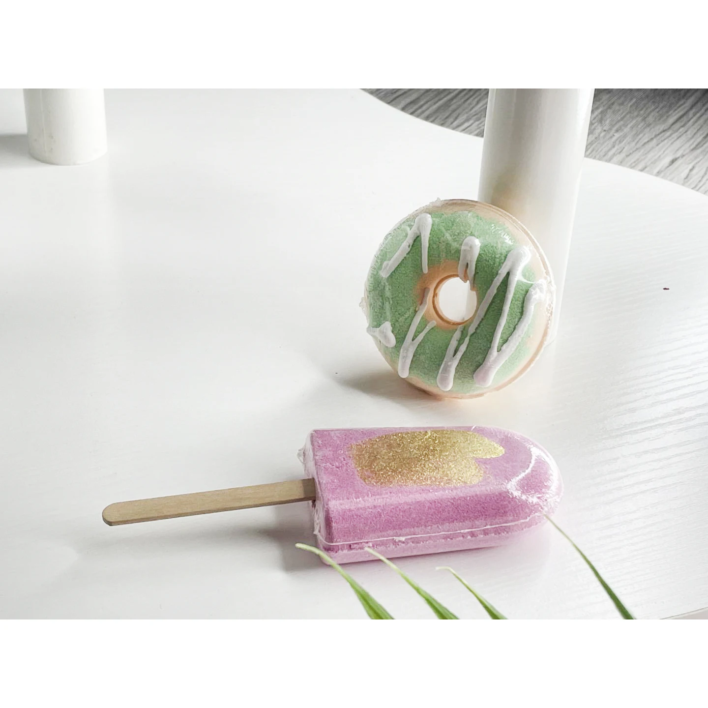 Wholesale Luxury Private Label Wholesale Custom Natural Bubble Fizzy Donut Shapes Bath Bomb Gift Set