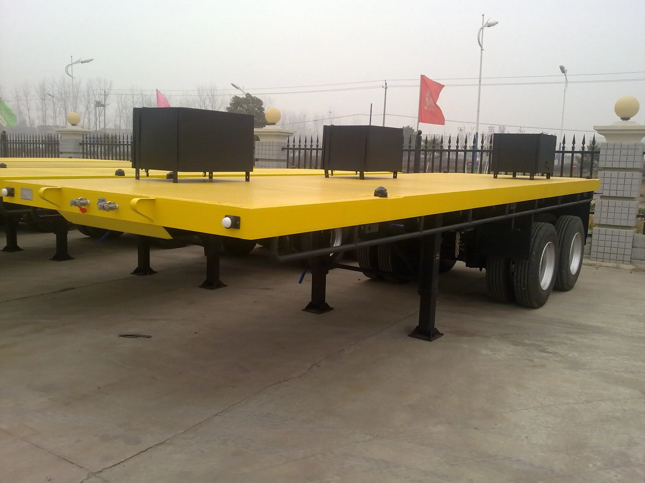 HOWO грузовик прицеп плоский платформа полуприцеп SINOTRUK 375hp 6X4 10 wheeler 40ton тягачи