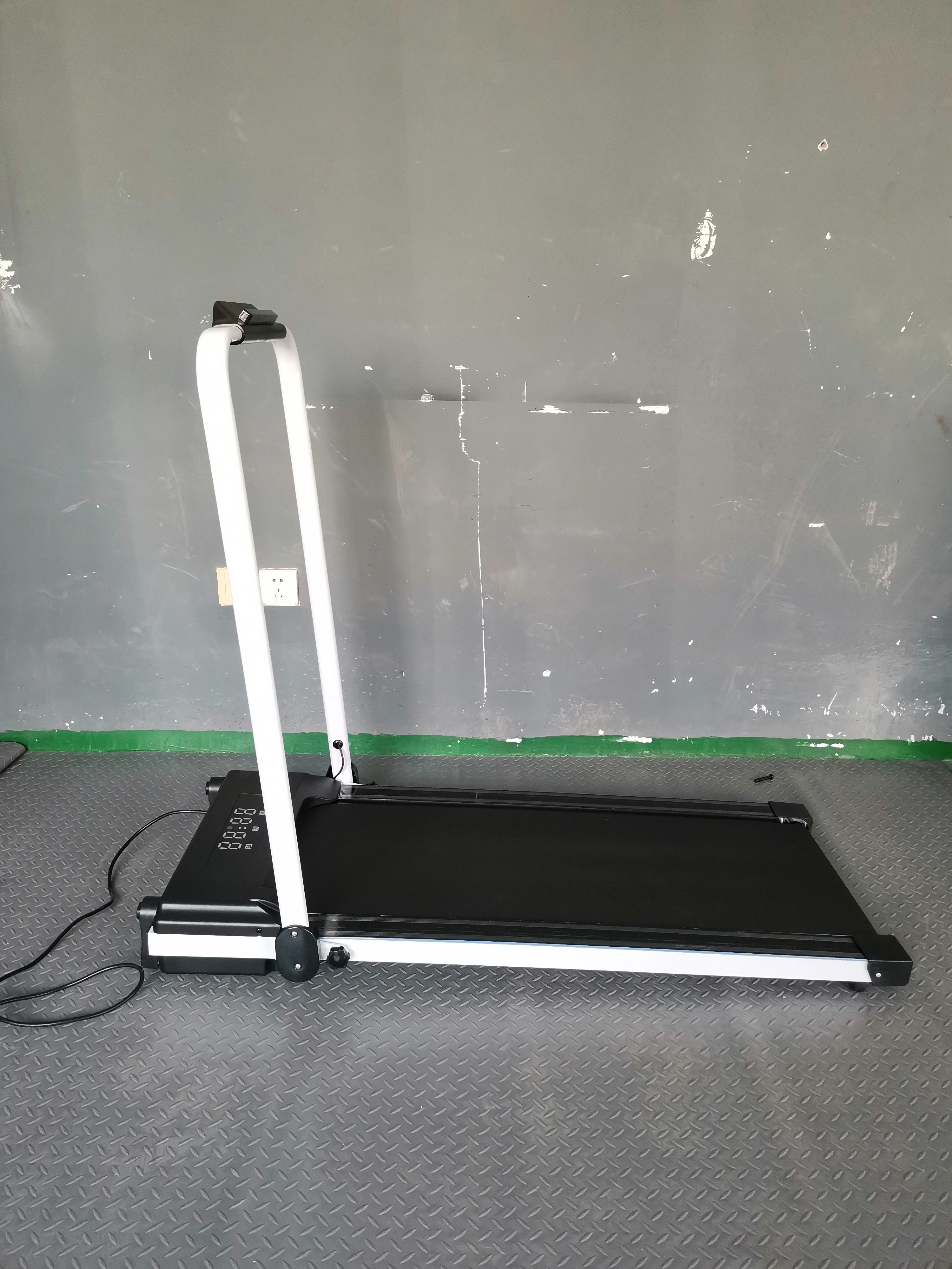 JIT Manufacturers Selling Home Curved Treadmill Folding Treadmill Fitness Equipment Exercise Running Machine